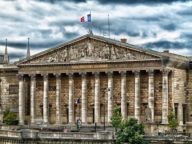 El delegado del Gobierno en Madrid impulsa programas de nuevas masculinidades y educación sexual en colegios – El Debate — Análisis para Familias de Madrid