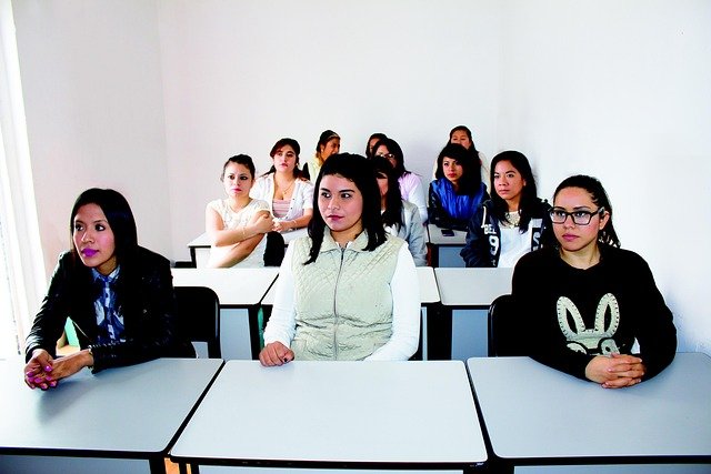 Colegios con Aula TEA en Madrid — Educación especializada, espacios de apoyo intensivo, inclusión neurodiversa